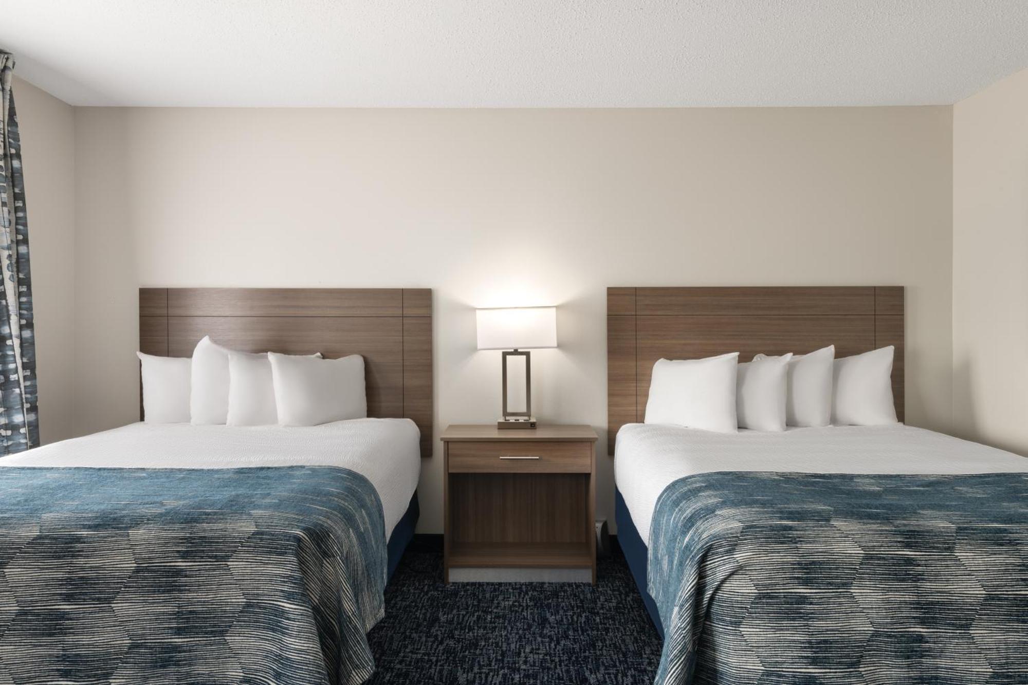 Baymont By Wyndham Mt. Pleasant Hotel Mount Pleasant Room photo